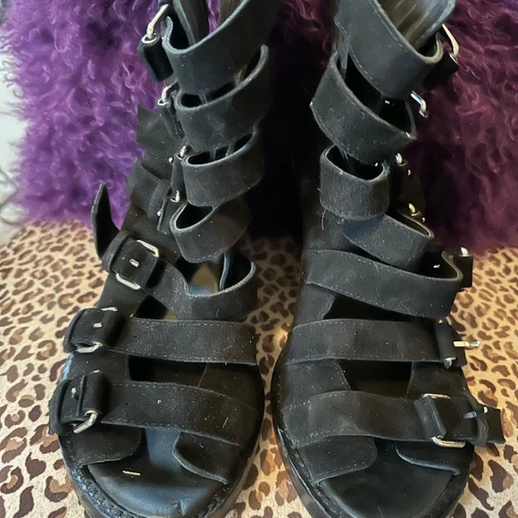 Ann Demeulemeester strappy suede sandal - Picture 2 of 5